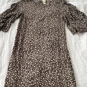 H&M Brown and White Floral Dress Puff Sleeves
